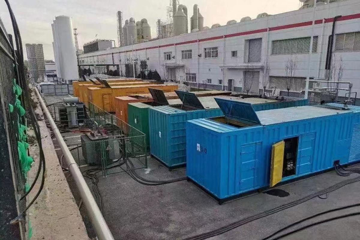 源汇发电机租赁施工现场